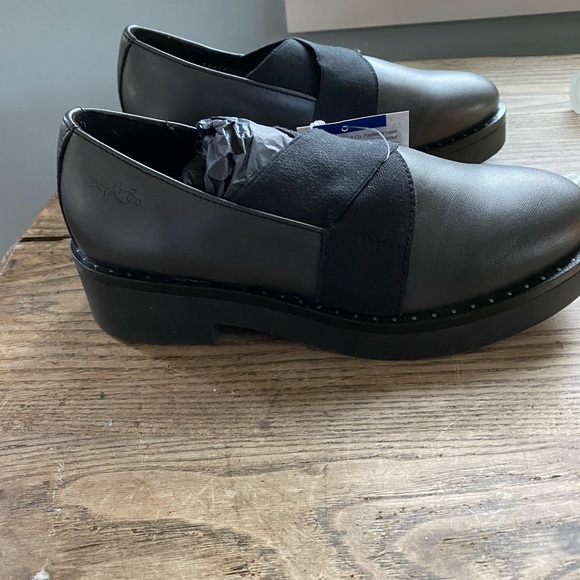 Bos & Co ‘Fancy’ waterproof  platform loafer, NWT - Picture 4 of 7